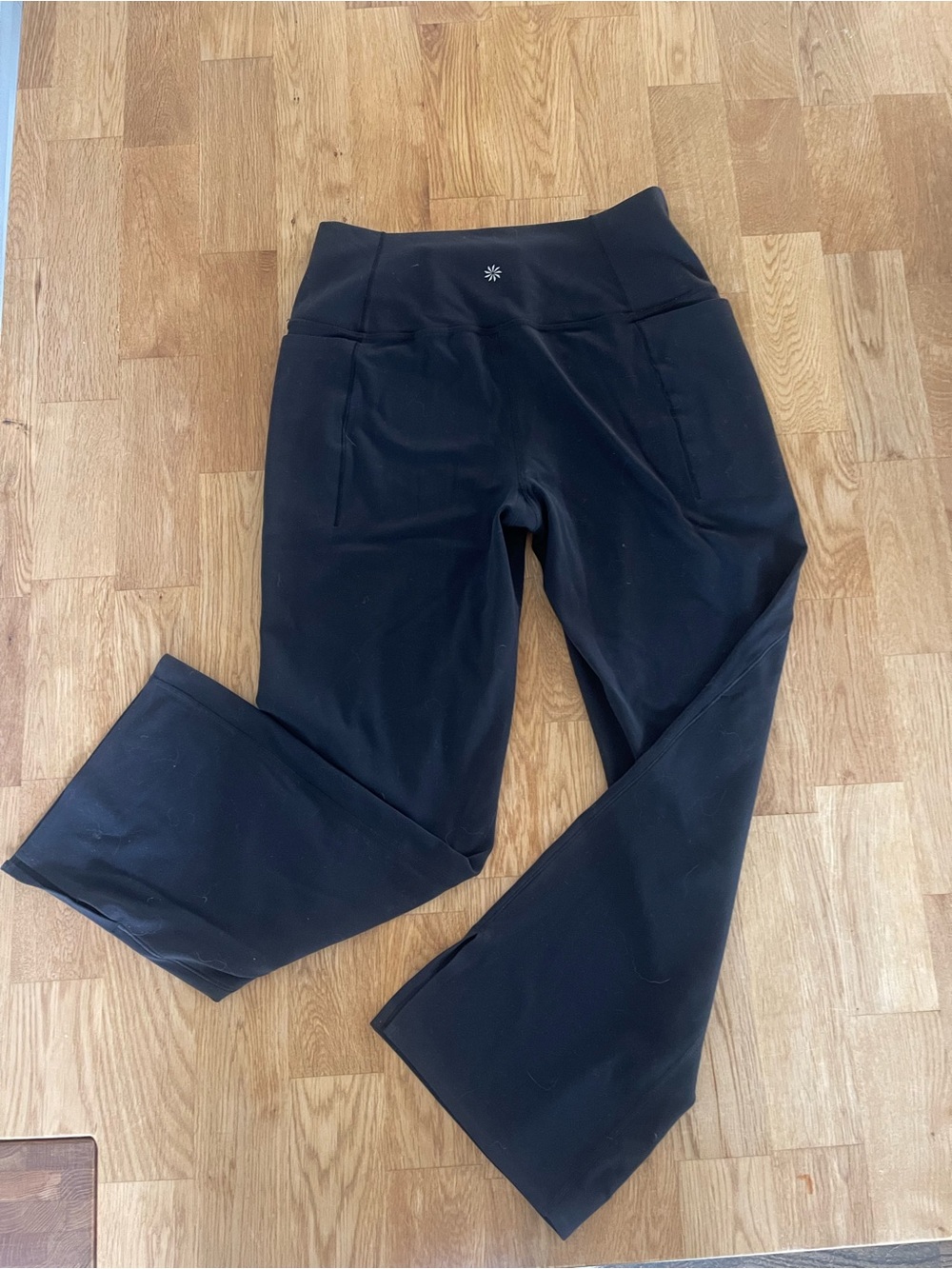 Athleta Transcend Stash Crop Straight Leg Pants, Black, Size Large Petite (LP) - Picture 2 of 11